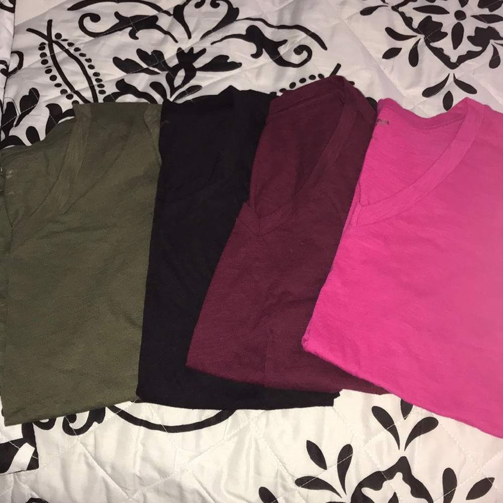 Women’s v neck tops